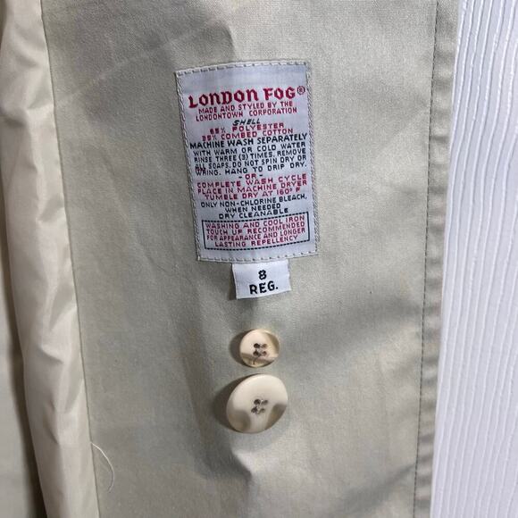 VTG London Fog Maincoats Double Breasted Trench Coat Size 8R Belt Made in USA - Picture 7 of 11